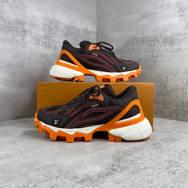 Louis Vuitton Sneakers LV Runner Tatic product detail image 6