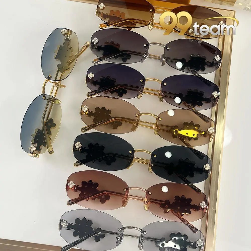 Louis Vuitton Glasses — W2CFinds curated find