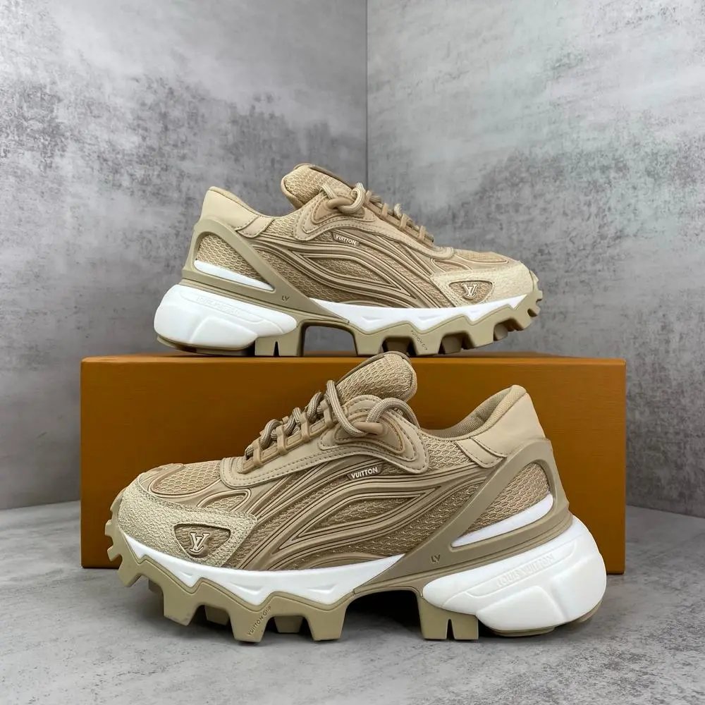 Louis Vuitton Sneakers LV Runner Tatic — Style 3