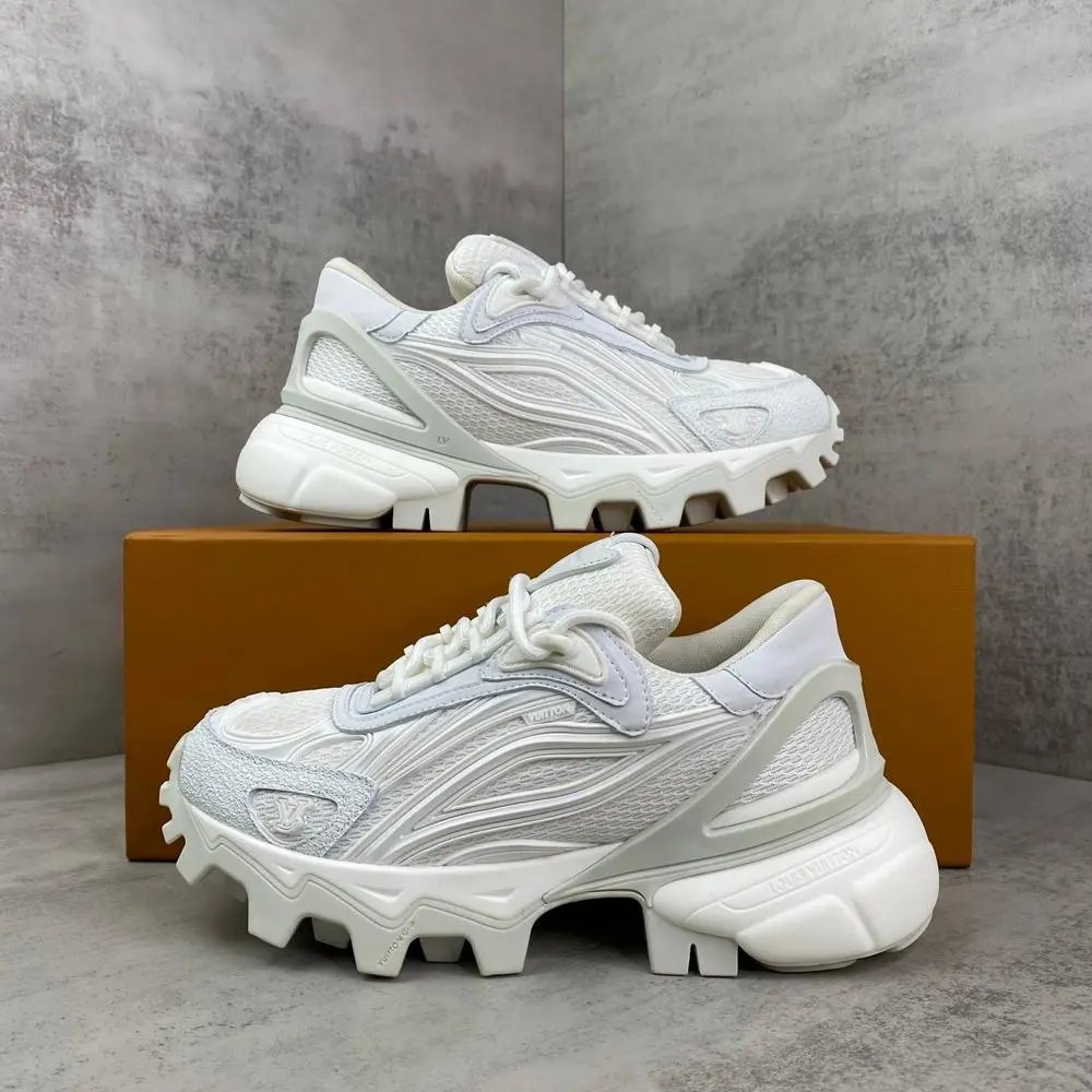 Louis Vuitton Sneakers LV Runner Tatic image 2