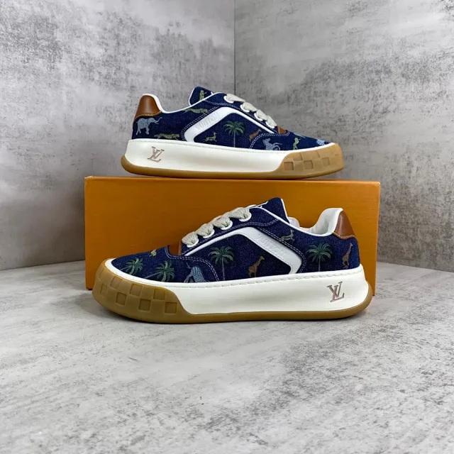Louis Vuitton Sneakers LV Trainer Sneaker product detail image 6