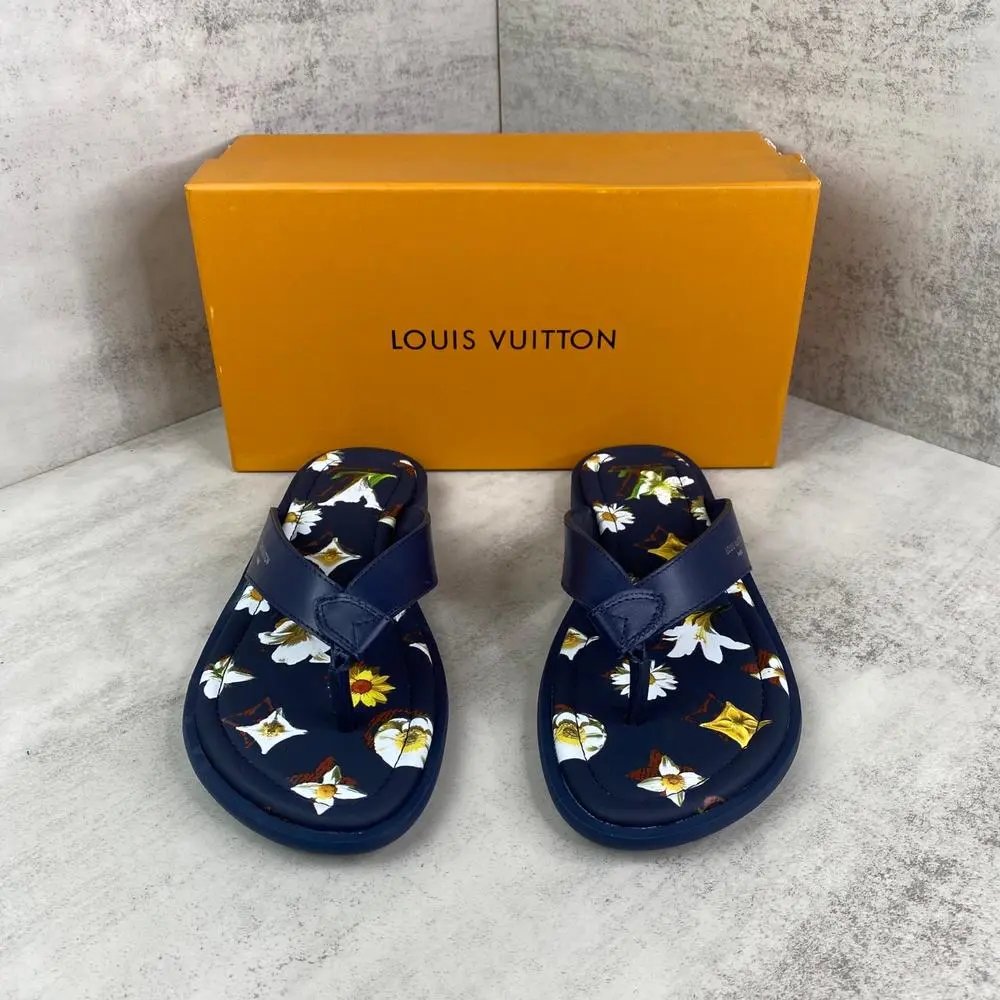 Louis Vuitton Slippers Thong — Style 8