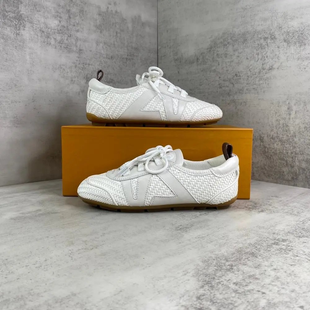 Louis Vuitton Sneakers Low-Top LV Logo image 2