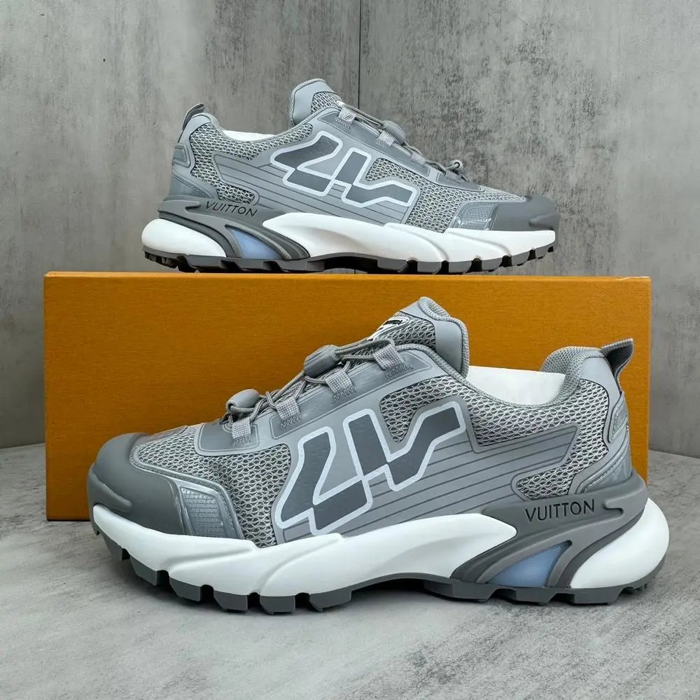 Louis Vuitton Sneakers Chunky mesh with oversized LV side logo — Style 3
