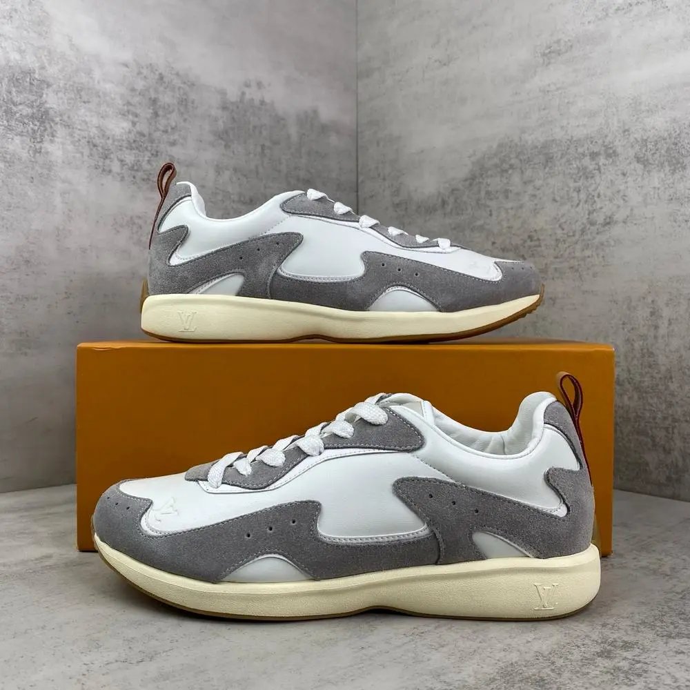Louis Vuitton Sneakers Low-Top Leather and Suede image 2