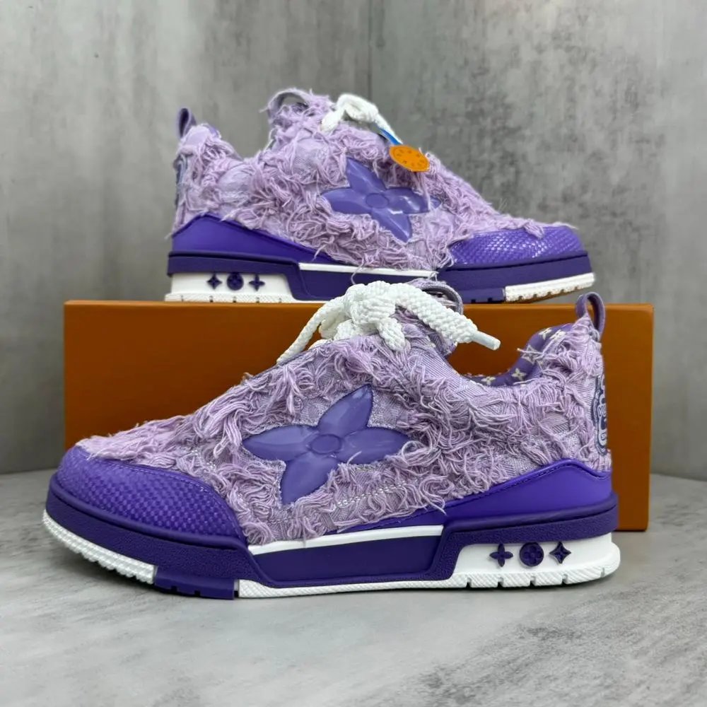Louis Vuitton Sneakers Low-top lace-up with floral monogram appliqué and rhinestone details — Style 8