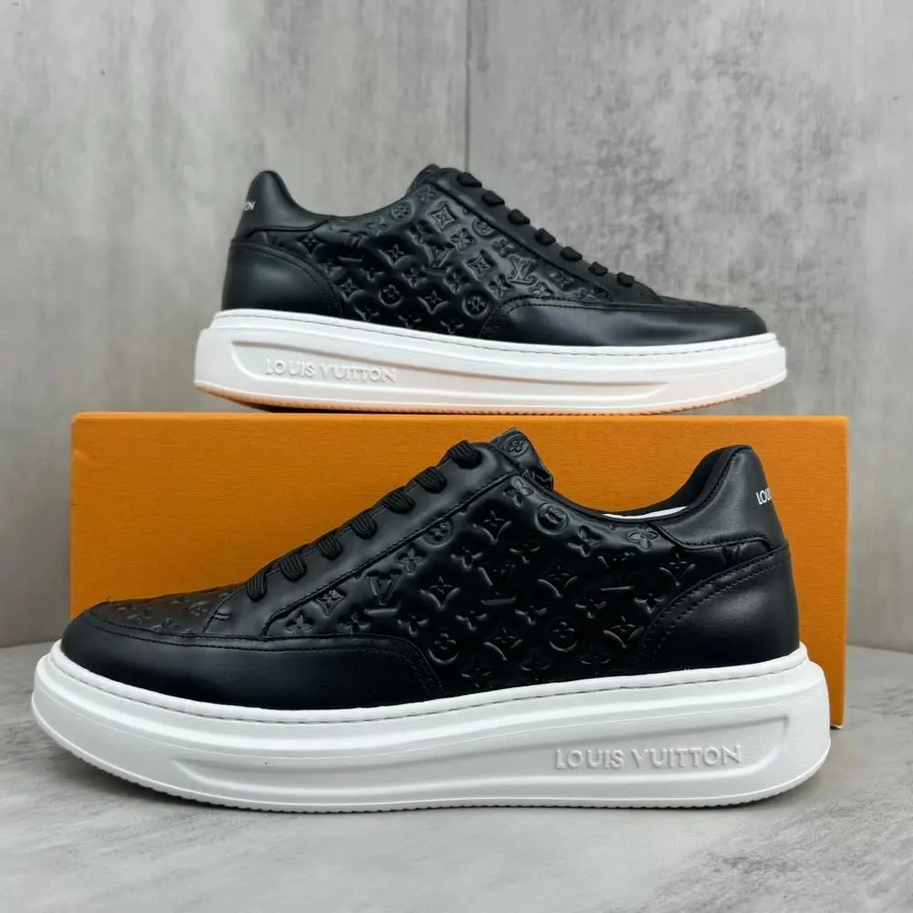 Louis Vuitton Sneakers Beverly Hills Monogram-Embossed Leather Low-Top — Style 9
