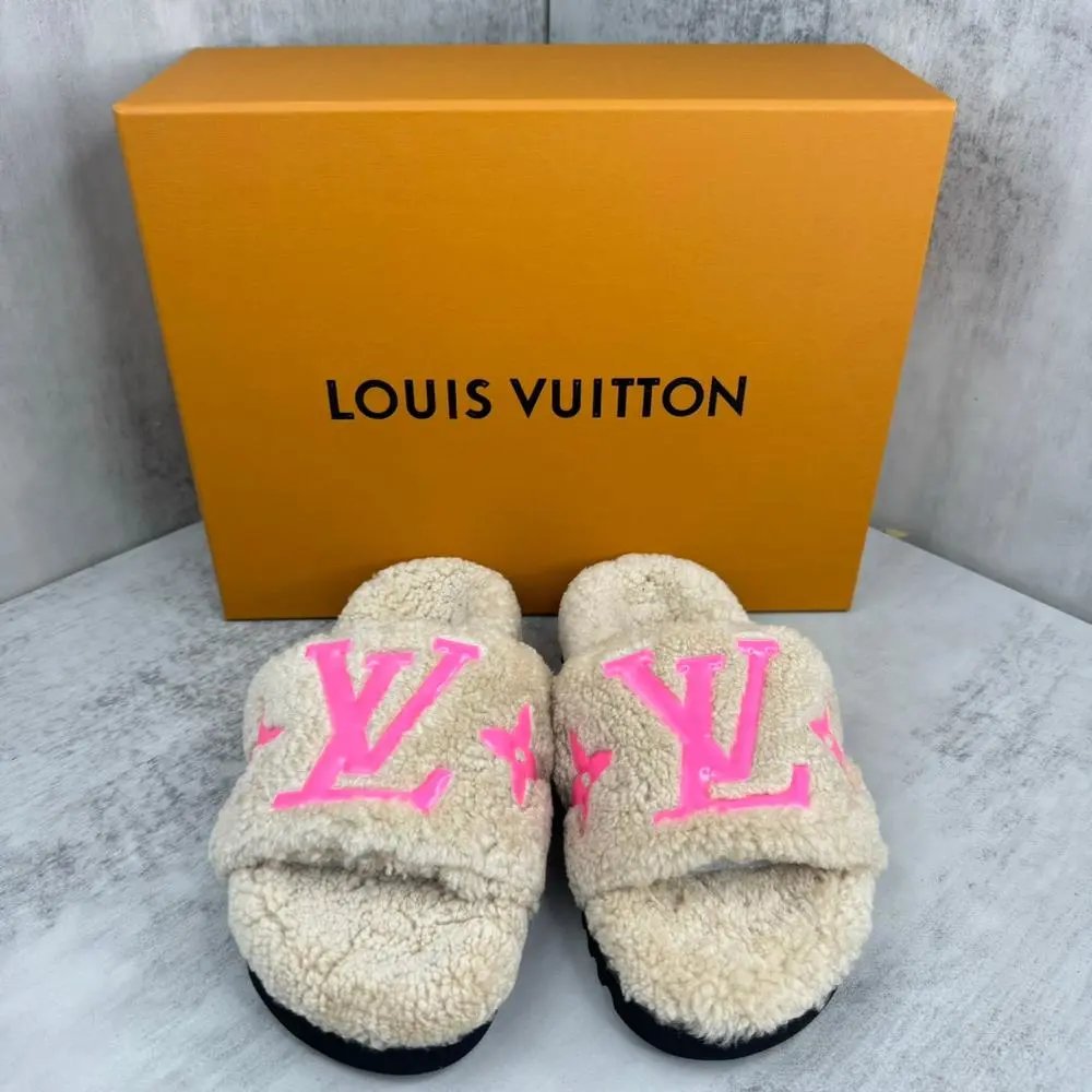 Louis Vuitton Slippers Shearling LV Monogram Slide image 3