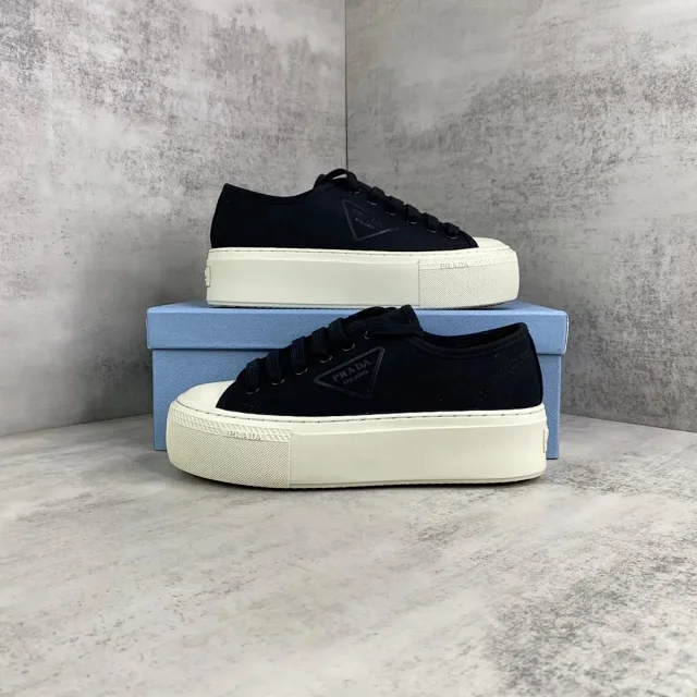 Prada Sneakers Low-Top Platform product detail image 3