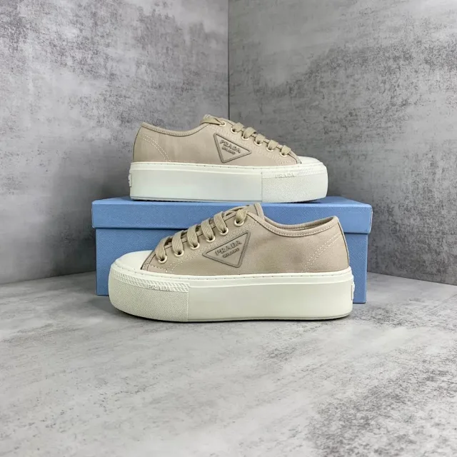 Prada Sneakers Low-Top Platform product detail image 2