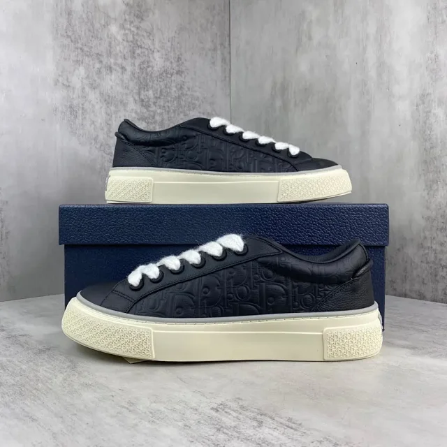 Dior Sneakers Low-top lace-up with embossed monogram panels product detail image 2