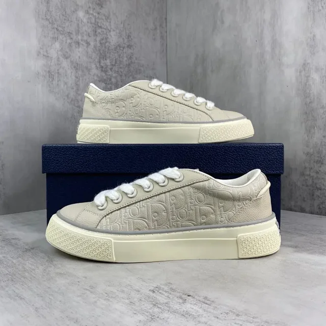 Dior Sneakers Low-top lace-up with embossed monogram panels product detail image 5