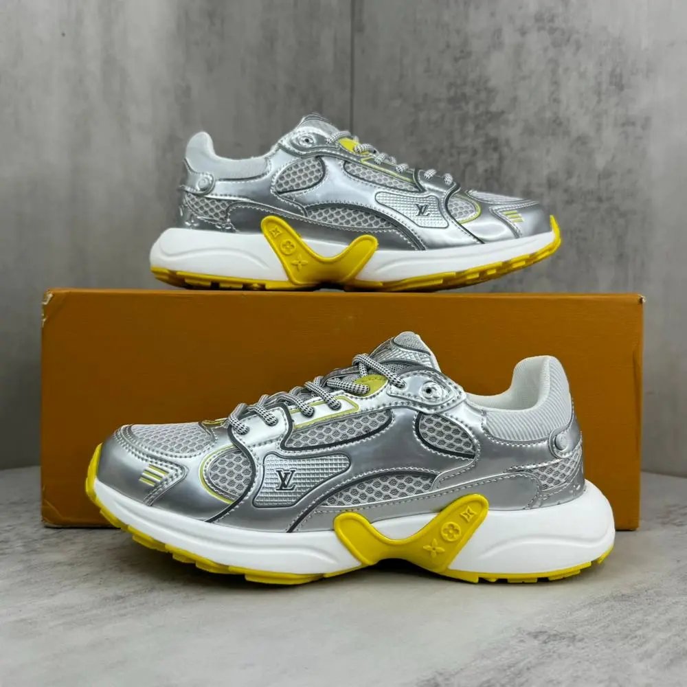 Louis Vuitton Sneakers Chunky mesh with monogram panels — Style 9