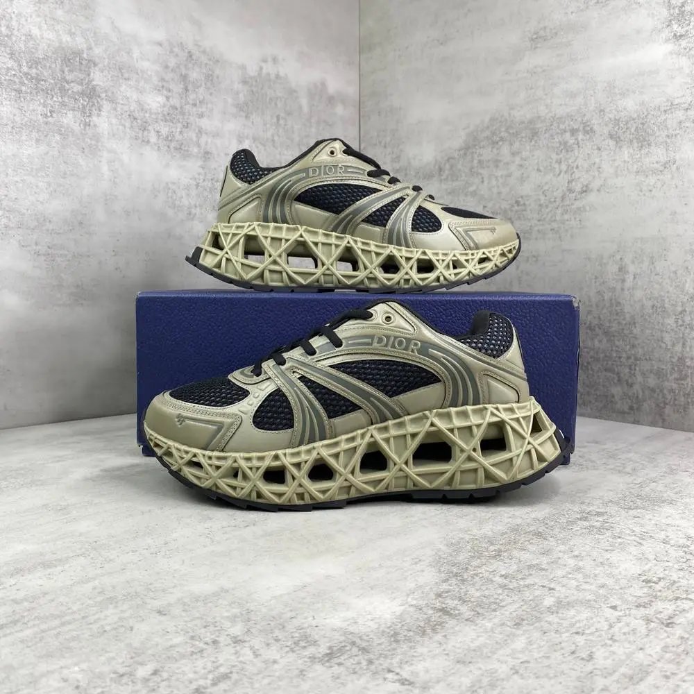 Dior Sneakers Mesh with Lattice Sole image 2