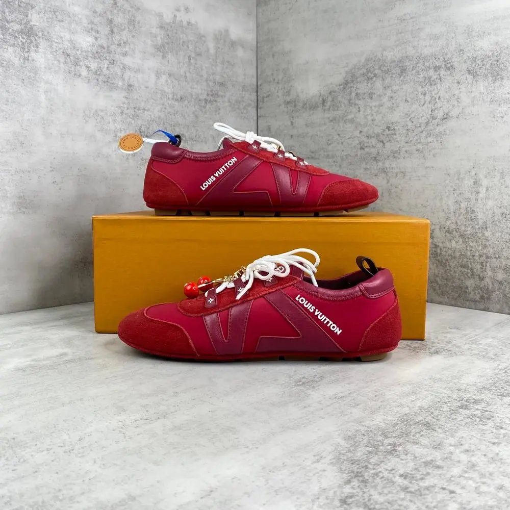 Louis Vuitton Sneakers Low-Top LV Logo image 3