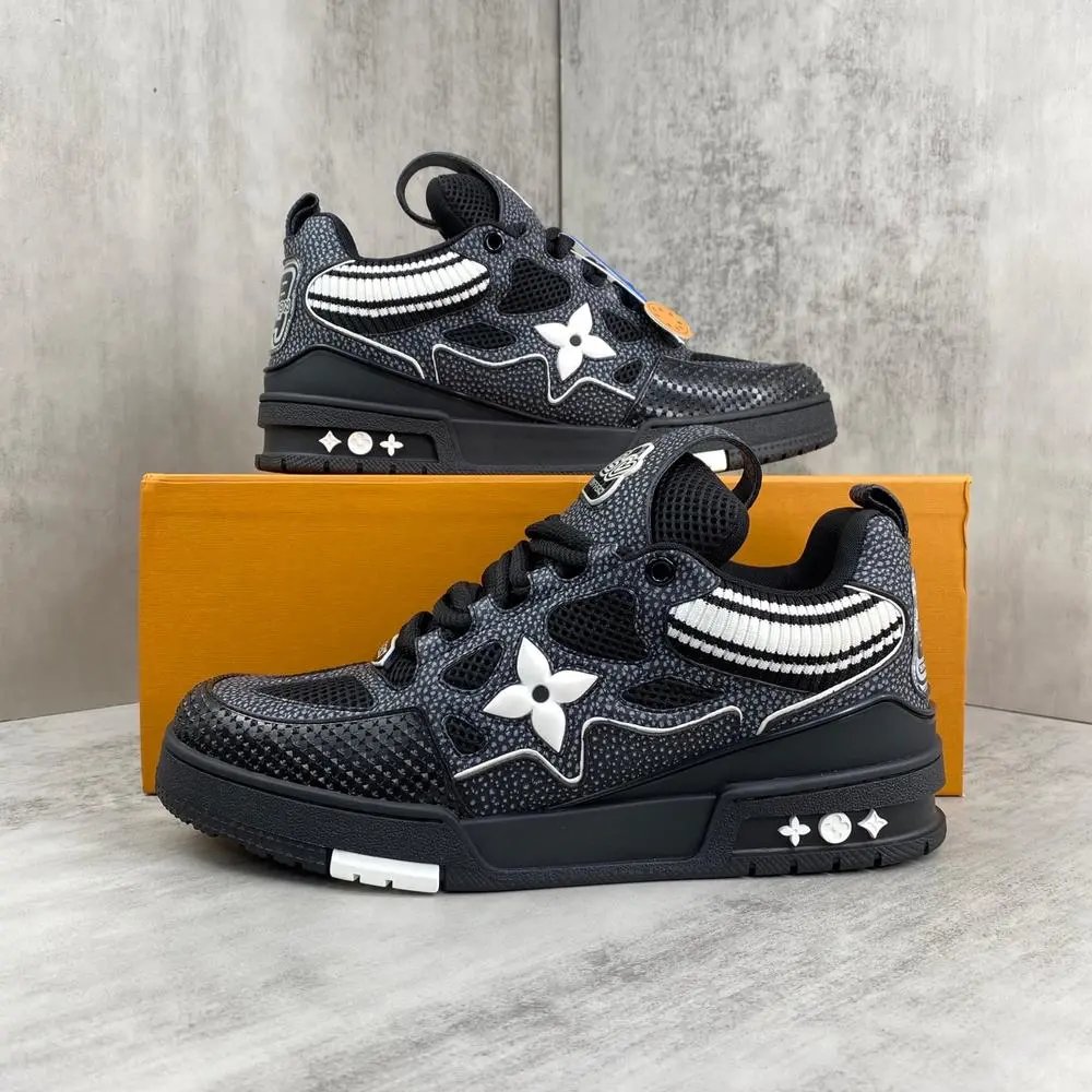 Louis Vuitton Sneakers Low-Top Monogram Flower image 2
