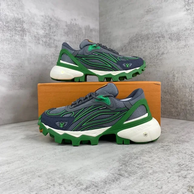 Louis Vuitton Sneakers LV Runner Tatic product detail image 5