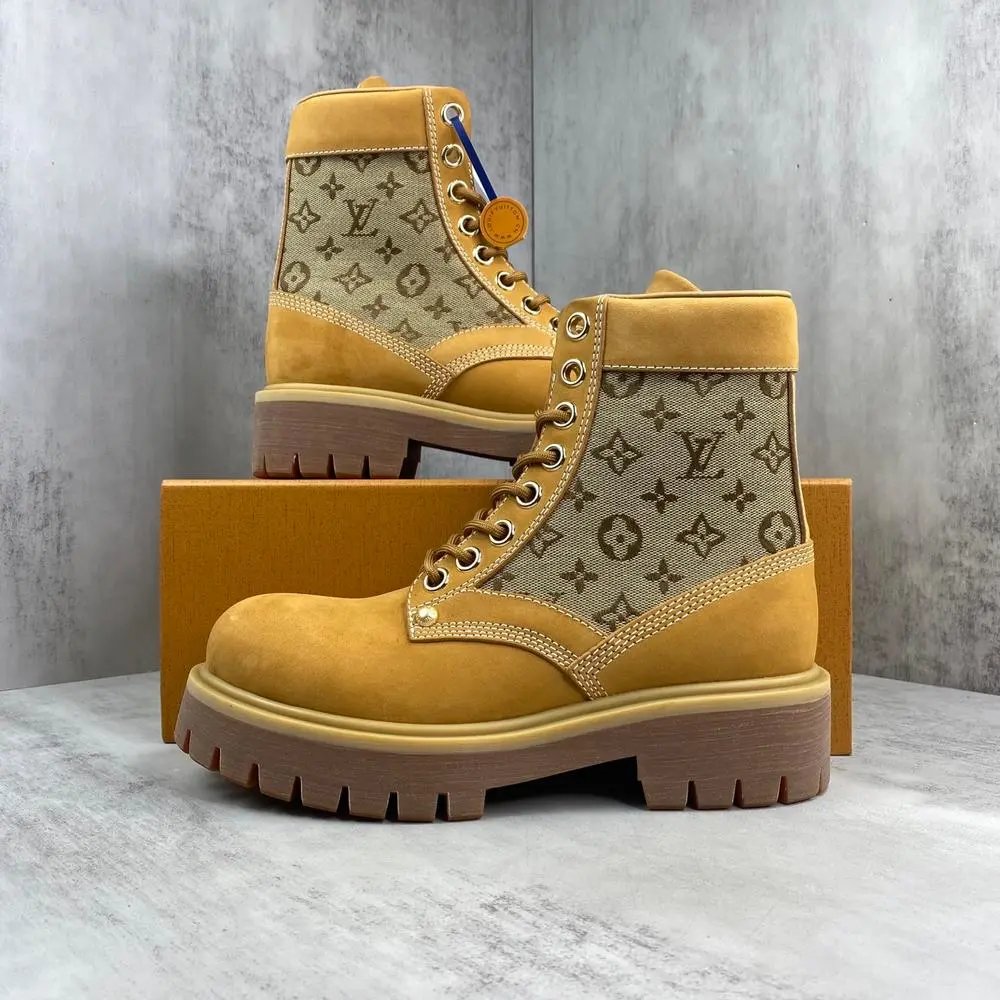 Louis Vuitton Boots Monogram lug-sole combat and Chelsea — Style 7