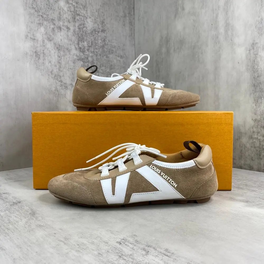 Louis Vuitton Sneakers Low-Top with Oversized LV Side Panels image 6