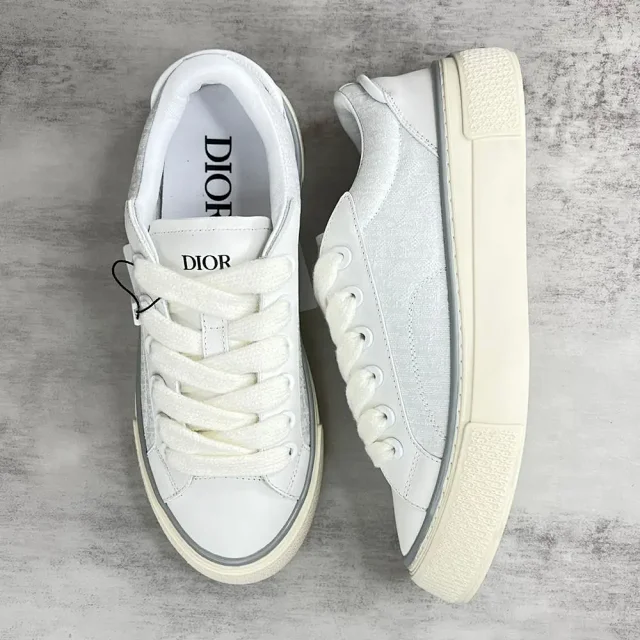 Dior Sneakers Low-Top Lace-Up with Oblique Panels product detail image 3