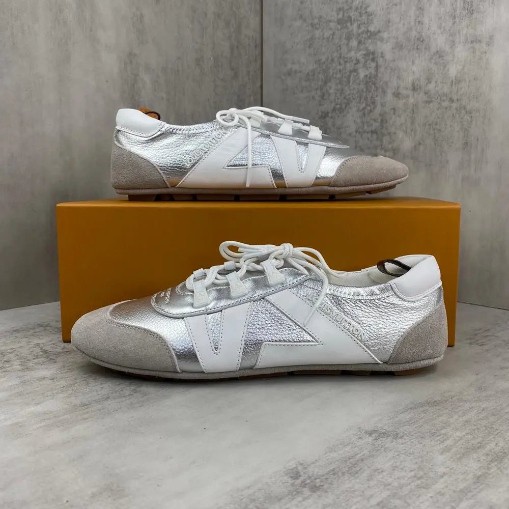 Louis Vuitton Sneakers Low-Top Lace-Up with Oversized LV Motif image 2