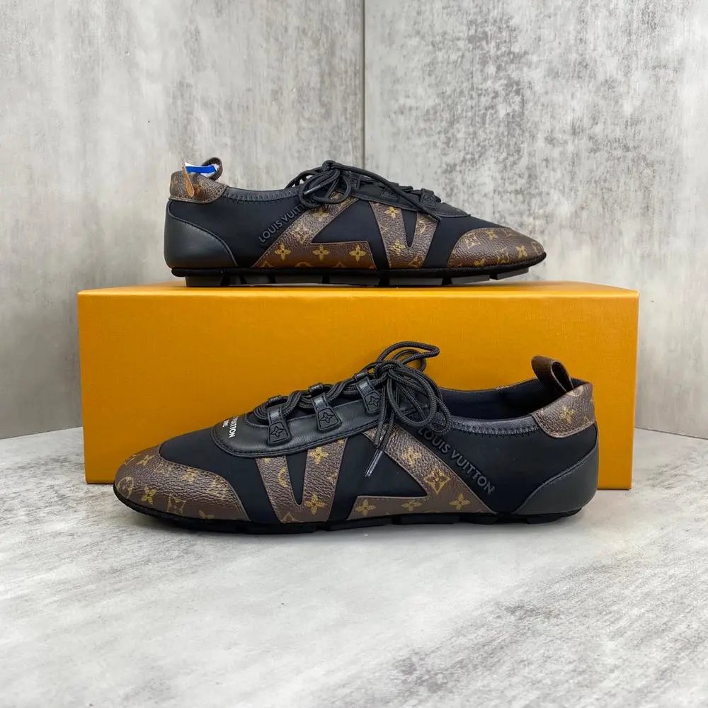 Louis Vuitton Sneakers Low-Top Lace-Up with Oversized LV Motif — Style 5