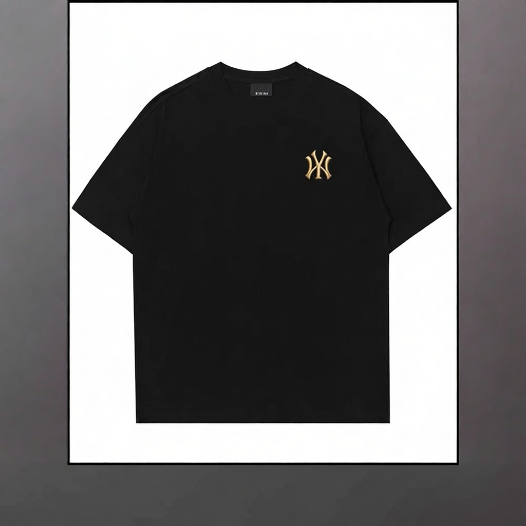 MLB New York Yankees Embroidered Logo T-Shirt - 000519