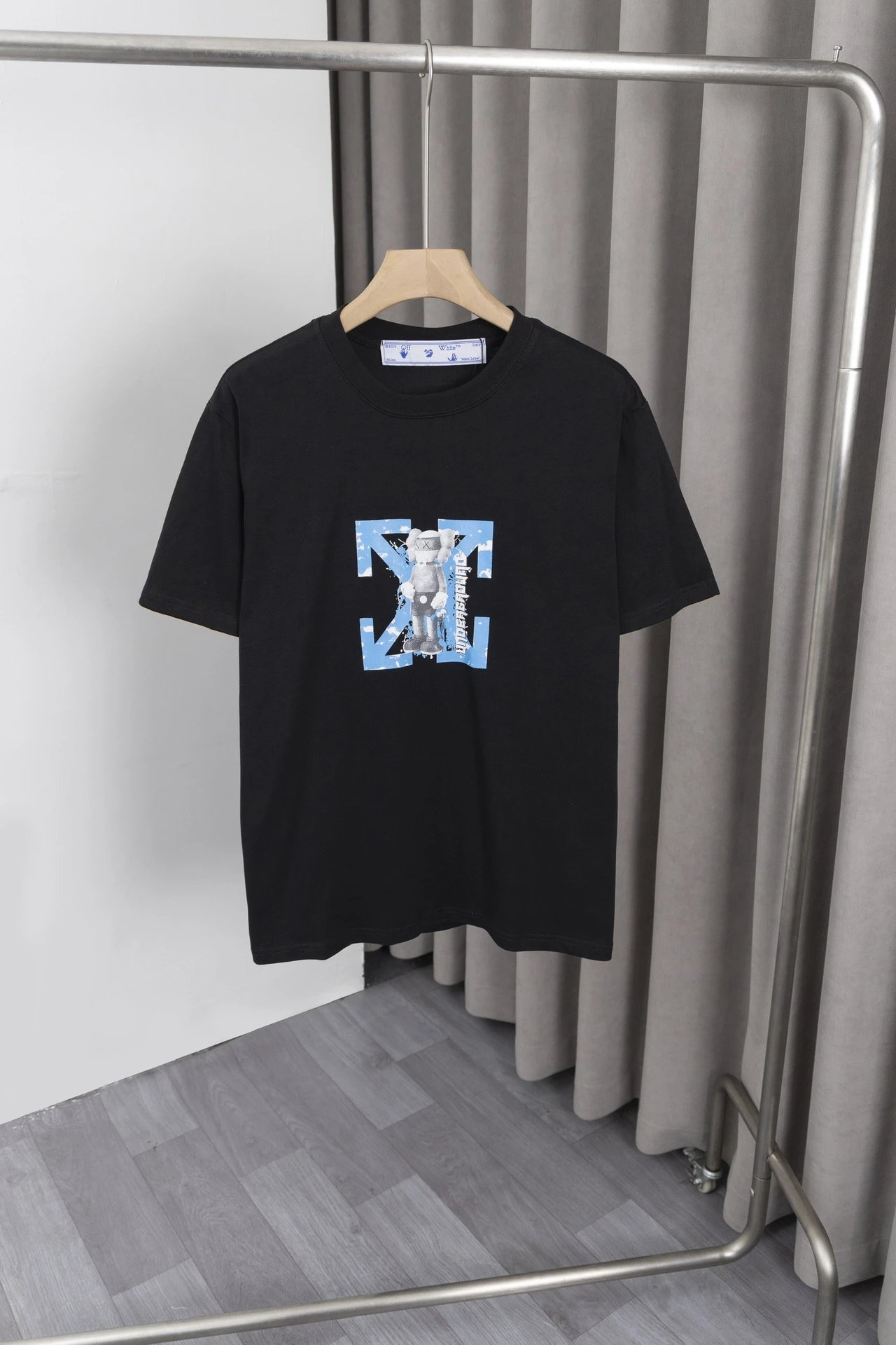 S010 BLACK