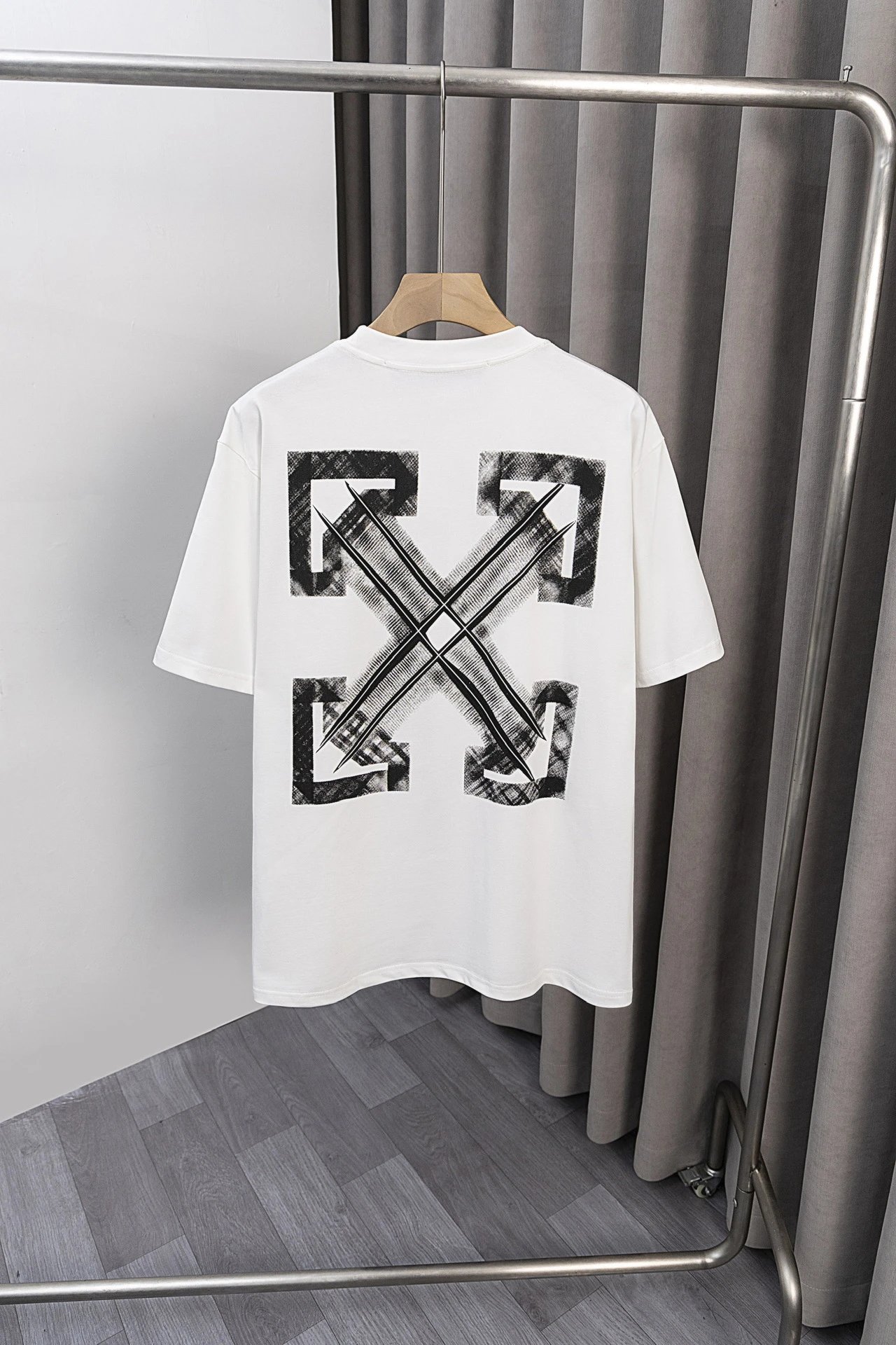 S 030 white