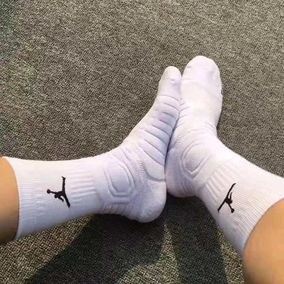 Air Jordan pair of socks QC photos