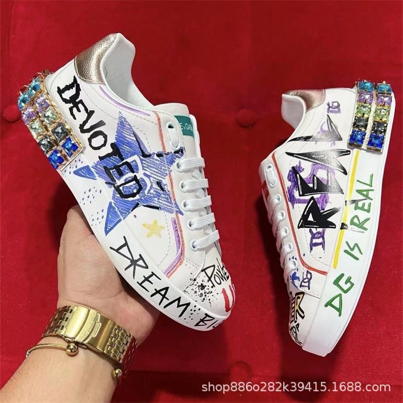 Dolce & Gabbana Sneakers Low-Top Lace-Up — This paragraph is slow