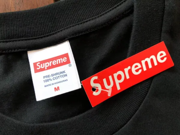 Supreme Embroidered Logo T-Shirt White - 10