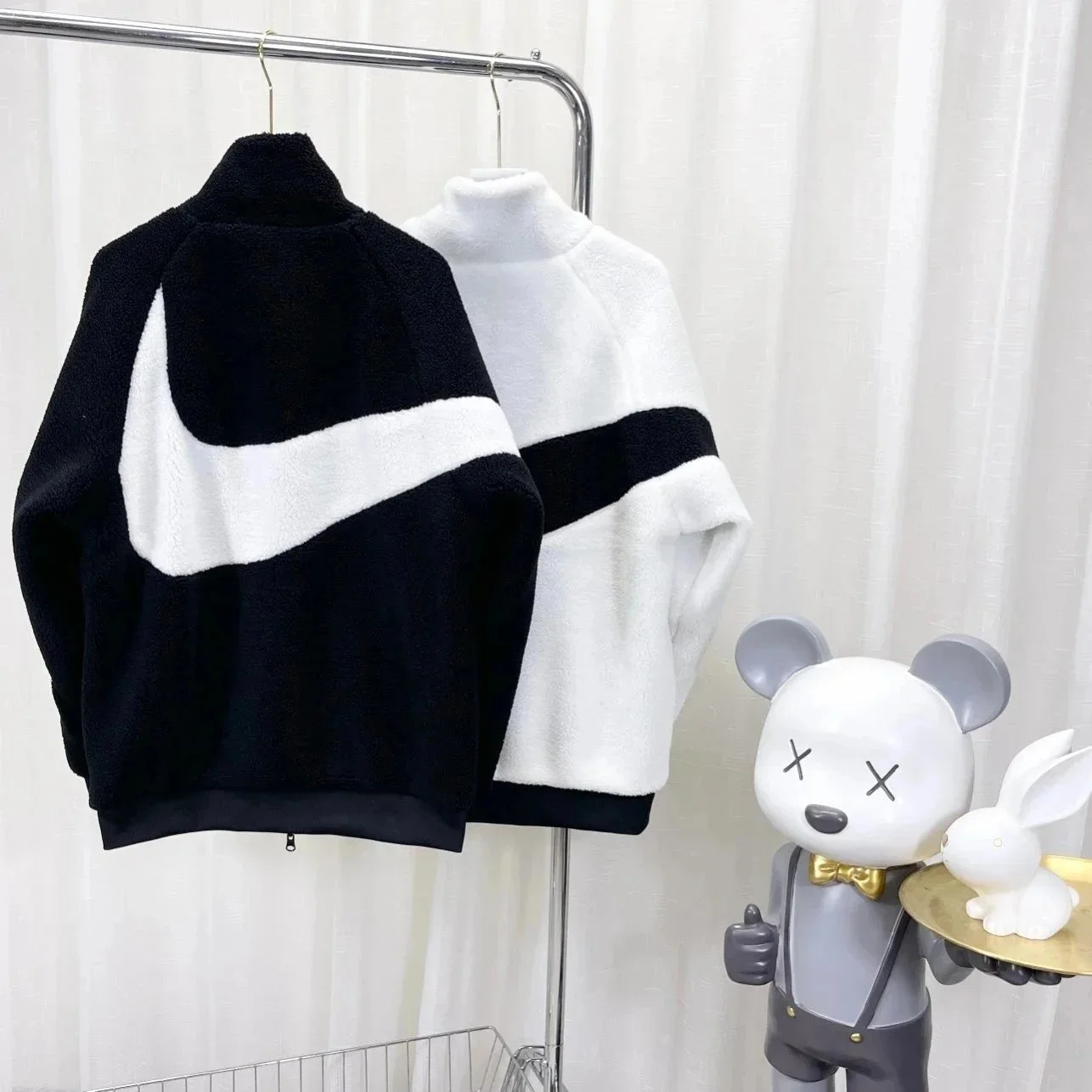 Nike Swoosh Down Jackets Collection2