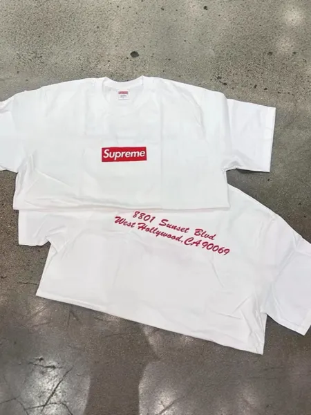 Supreme Embroidered Logo T-Shirt White - 16