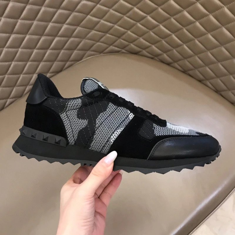 Unbranded Sneakers Low-Top Star-Patterned with Studded Heel Trim — Black ink cloth