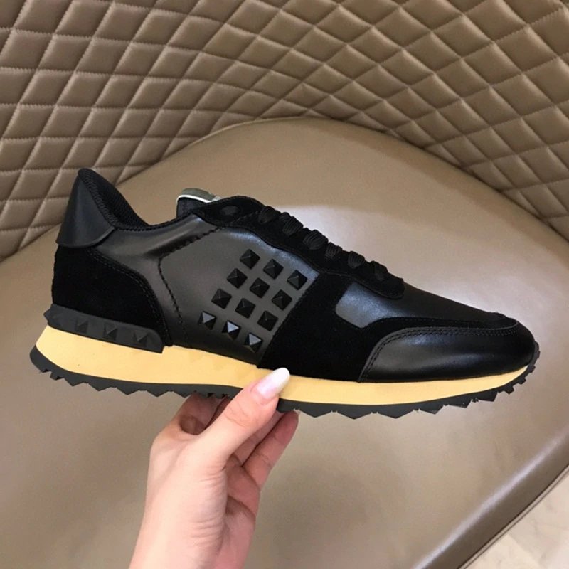 Unbranded Sneakers Low-Top Star-Patterned with Studded Heel Trim — Black