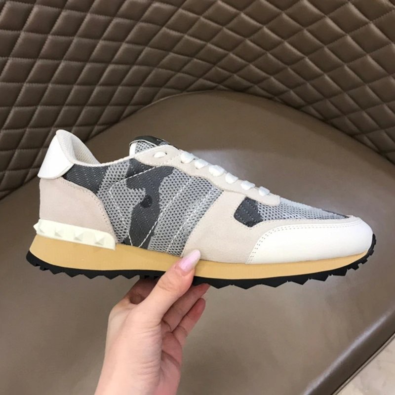 Unbranded Sneakers Low-Top Star-Patterned with Studded Heel Trim — milky white cloth surface