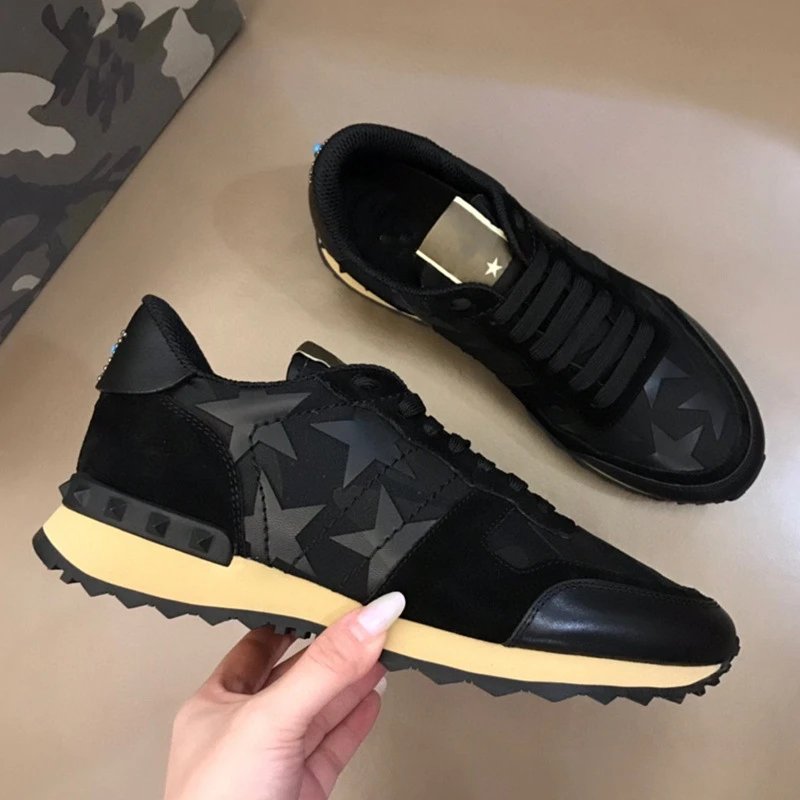 Unbranded Sneakers Low-Top Star-Patterned with Studded Heel Trim image 2