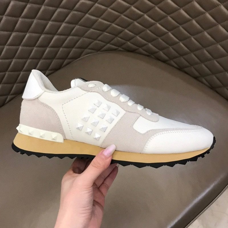 Unbranded Sneakers Low-Top Star-Patterned with Studded Heel Trim — white