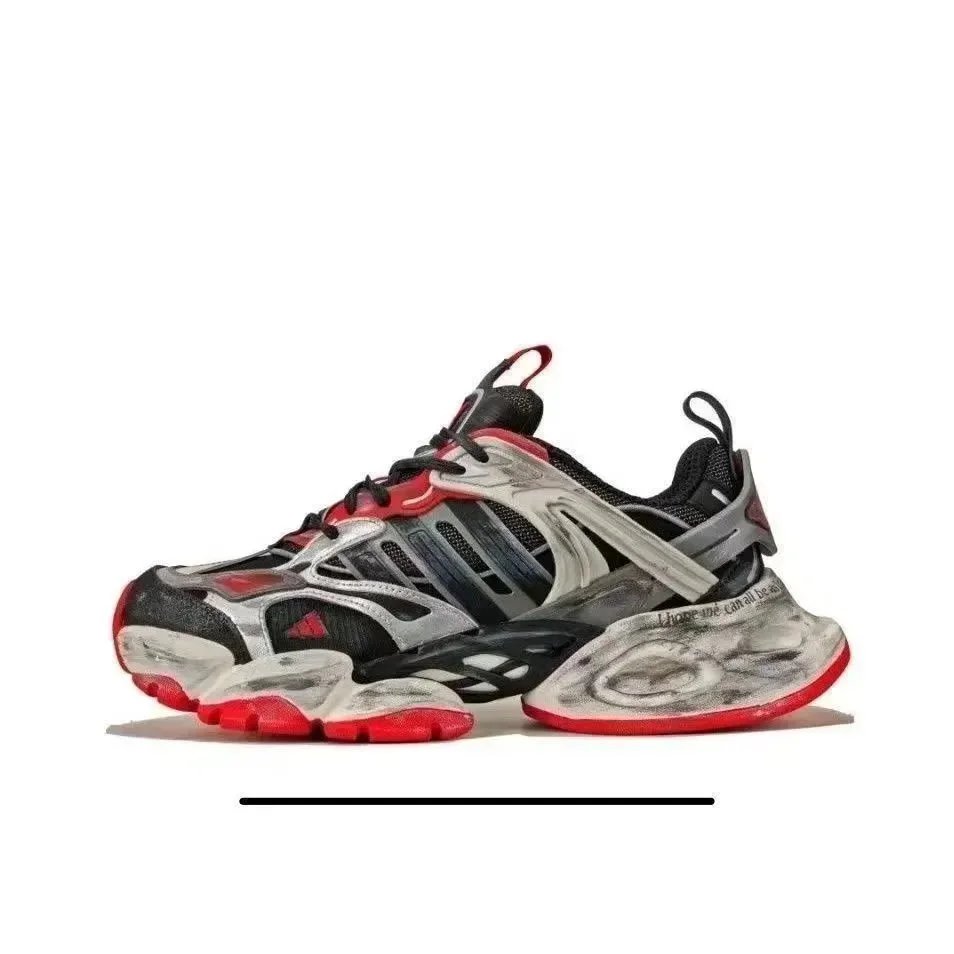 Adidas Sneakers Low-top chunky with three-stripe side panels — 32