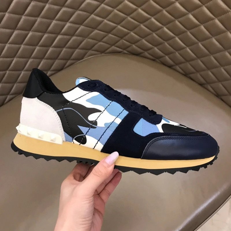 Unbranded Sneakers Low-Top Star-Patterned with Studded Heel Trim — Aqua