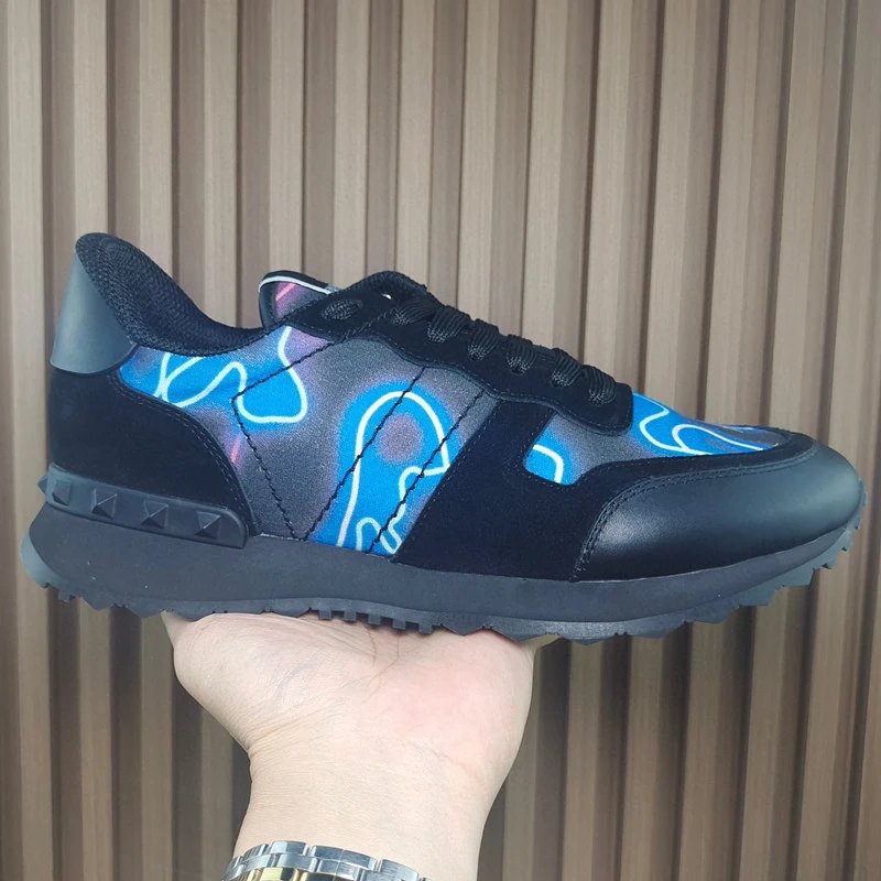 Unbranded Sneakers Low-Top Star-Patterned with Studded Heel Trim — Cyan