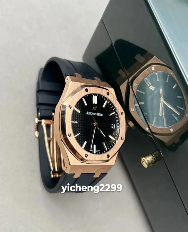 Audemars Piguet Watches Octagonal bezel product detail image 1