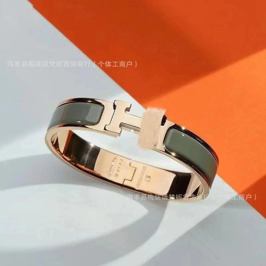 Unbranded Jewelry H-link enamel bangle bracelet — Rose gold gray H bracelet with packing