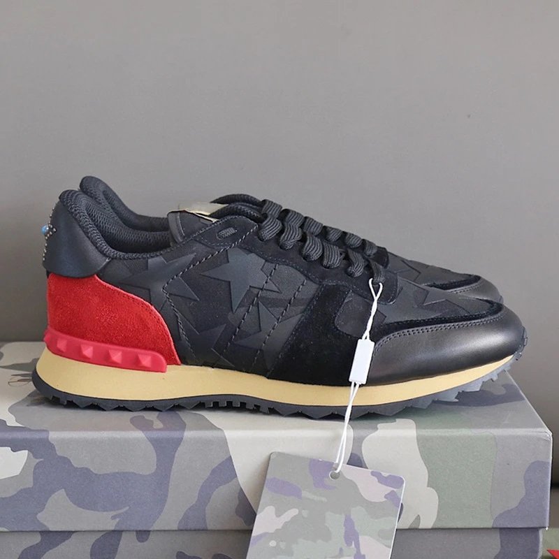 Unbranded Sneakers Low-Top Star-Patterned with Studded Heel Trim — Black and red stars