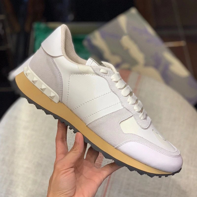 Unbranded Sneakers Low-Top Star-Patterned with Studded Heel Trim — Off-white