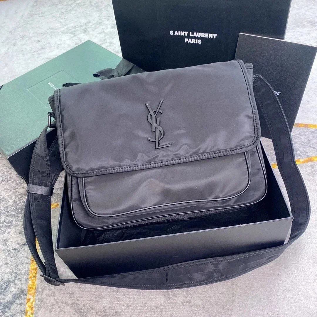 Saint Laurent Shoulder Bags Chain Strap Flap Bag image 5