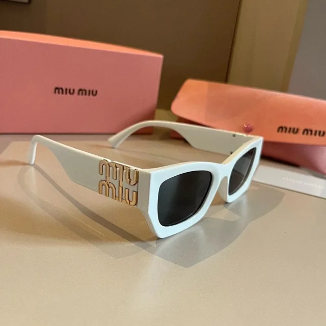 Miu Eyewear Sunglasses product detail image 6