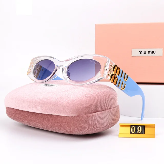 Miu Eyewear Logo-embellished sunglasses product detail image 2