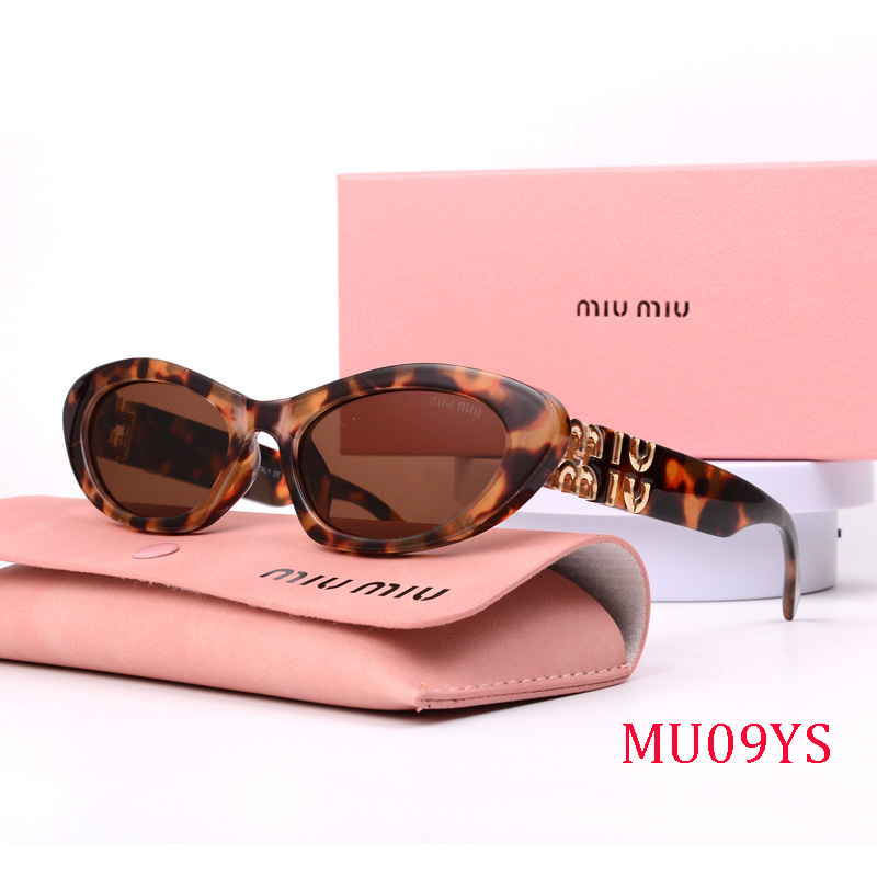 Miu Eyewear Logo-embellished sunglasses — 17